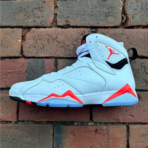 Air Jordan “White Infrared”